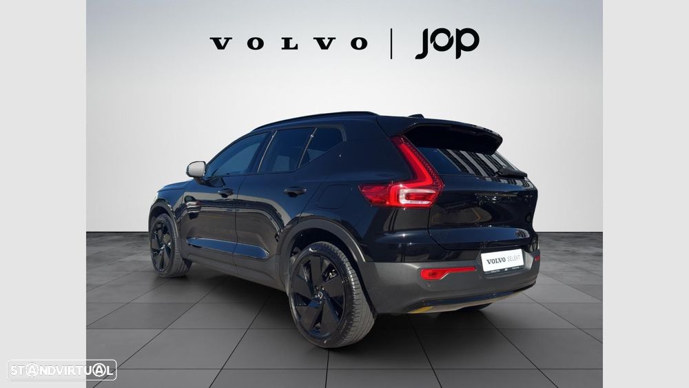 Volvo EX40 82 kWh Single Motor Extended Range Black Edition - 3