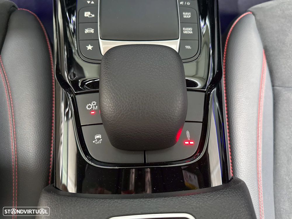 Mercedes-Benz A 45 AMG 4Matic+ Speedshift DCT 8G - 47