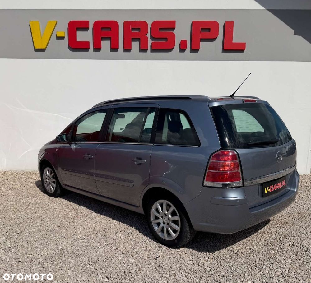 Opel Zafira - 20