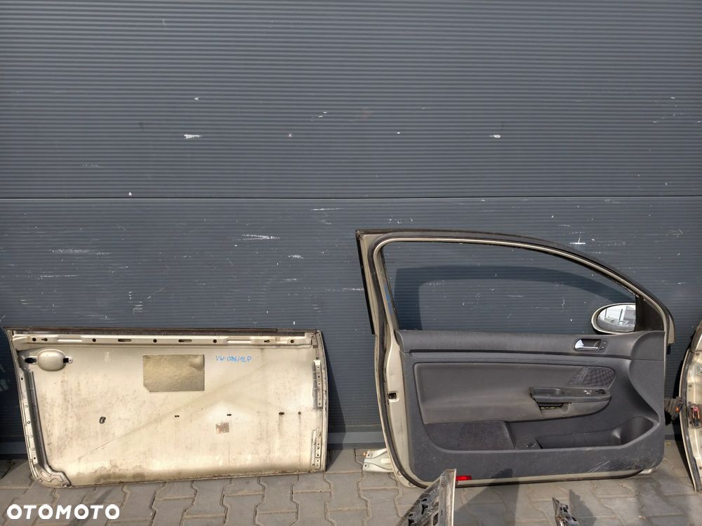 W-wa VOLKSWAGEN GOLF V DRZWI / KLAPA / MASKA / BŁOTNIK / ZDERZAK - 35