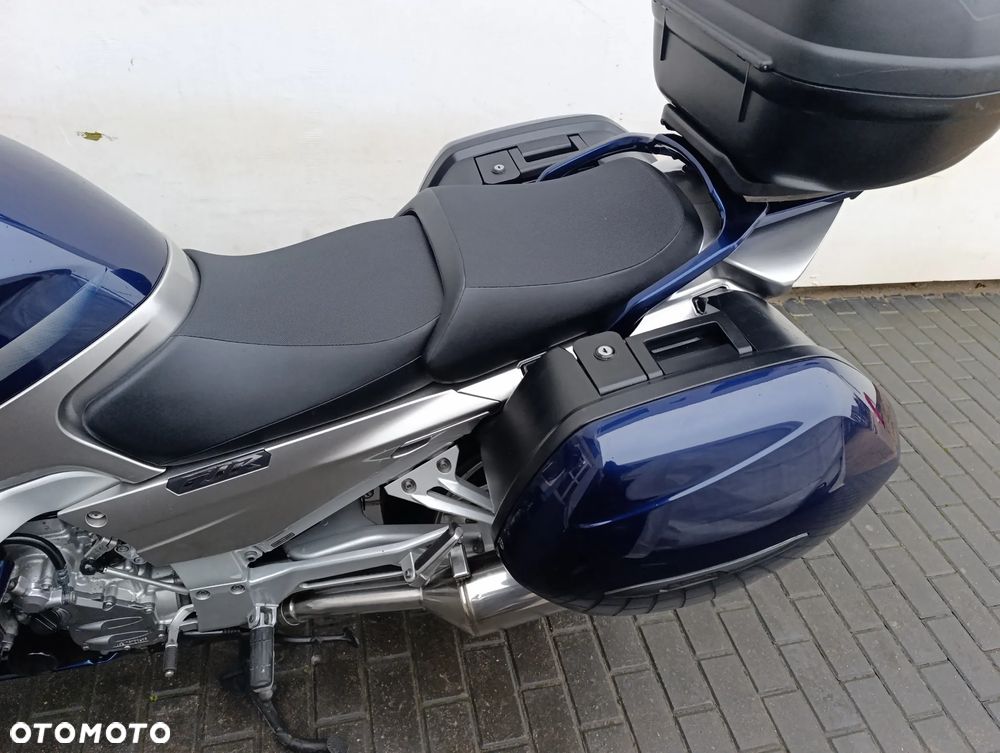 Yamaha FJR - 15