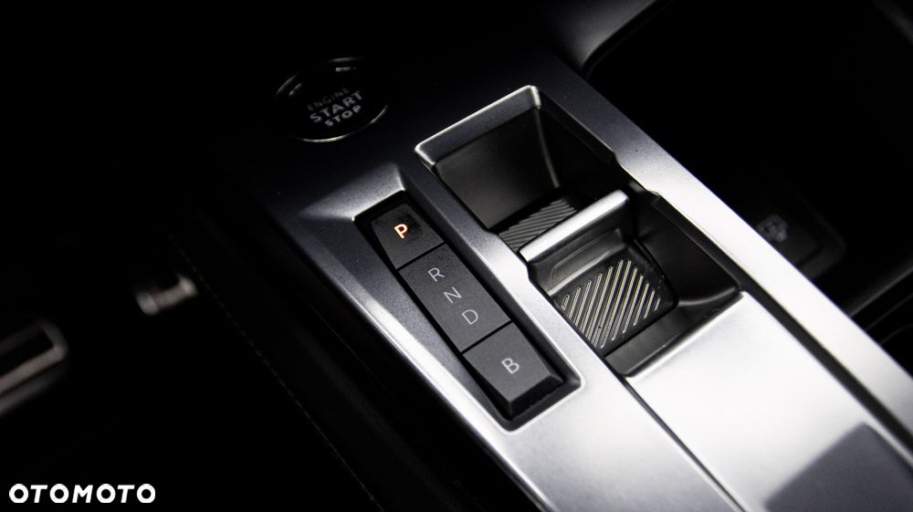 Peugeot 308 1.6 Hybrid PHEV GT EAT8 - 27