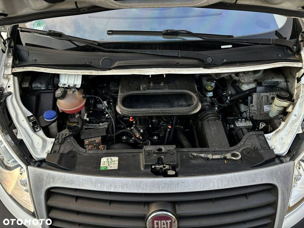 Ford S-Max 2.0 TDCi Titanium - 9