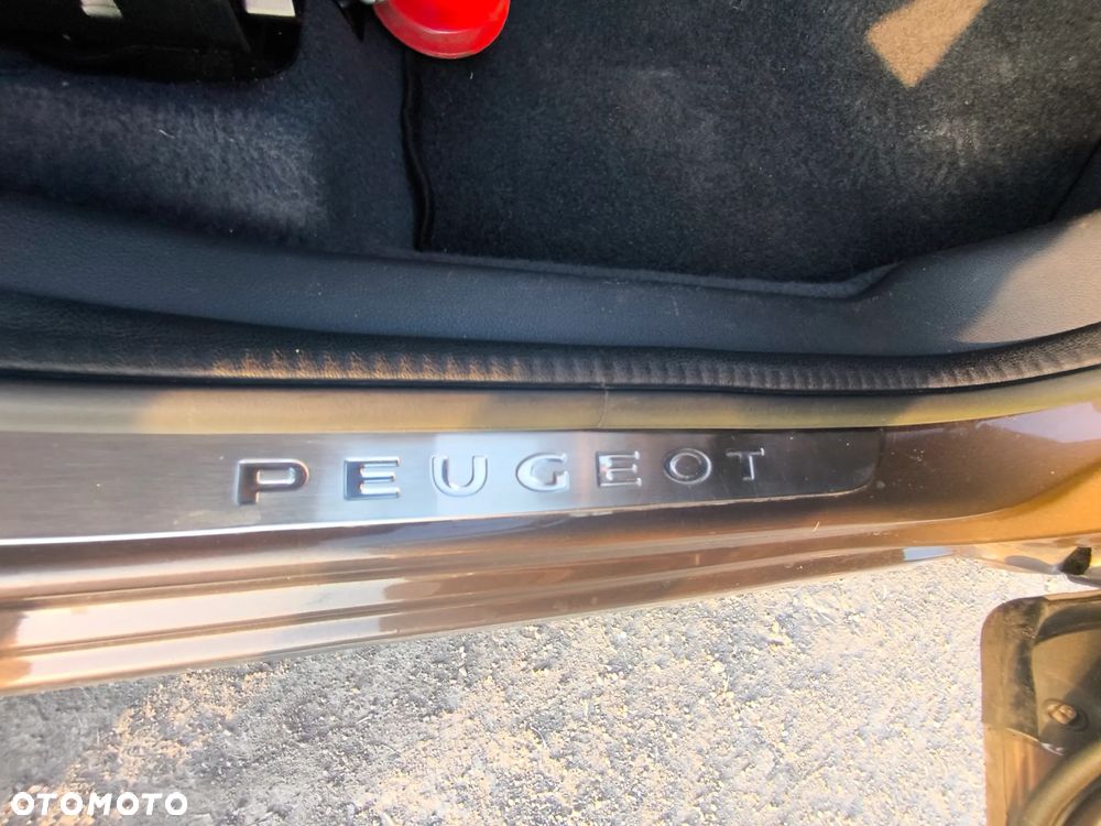 Peugeot 3008 HDi FAP 150 Premium - 10