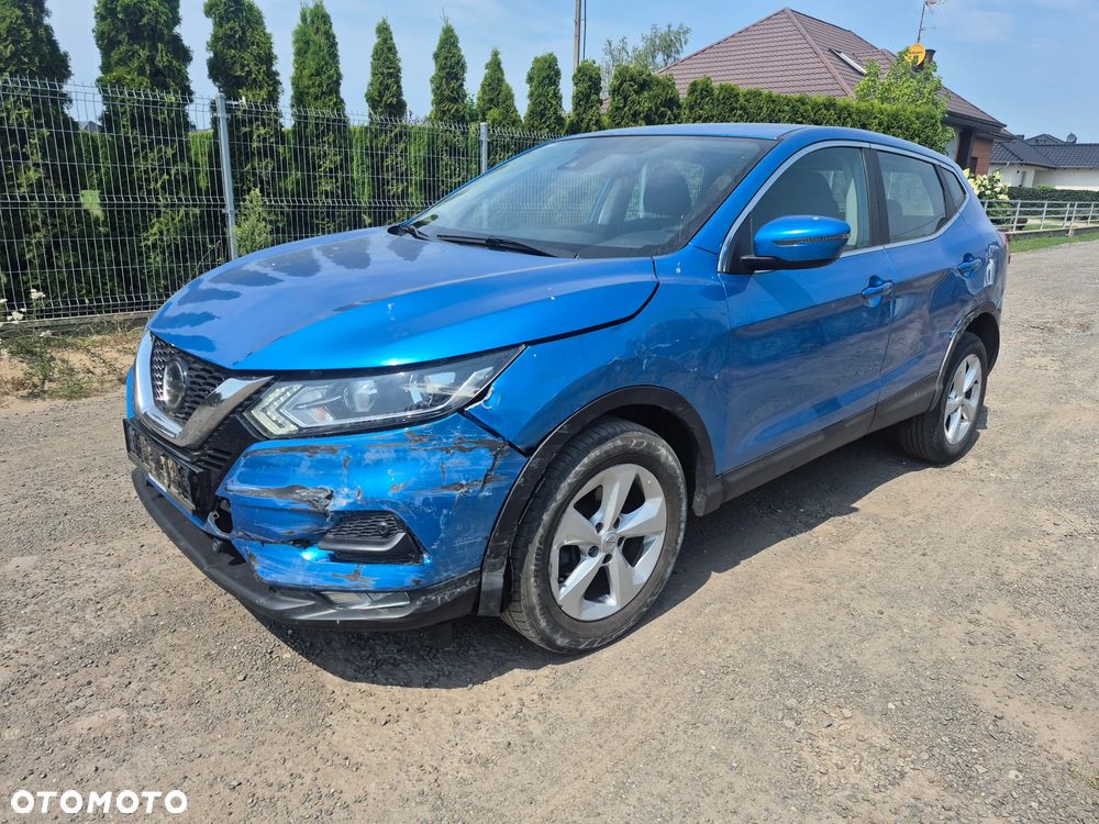 Nissan Qashqai - 2