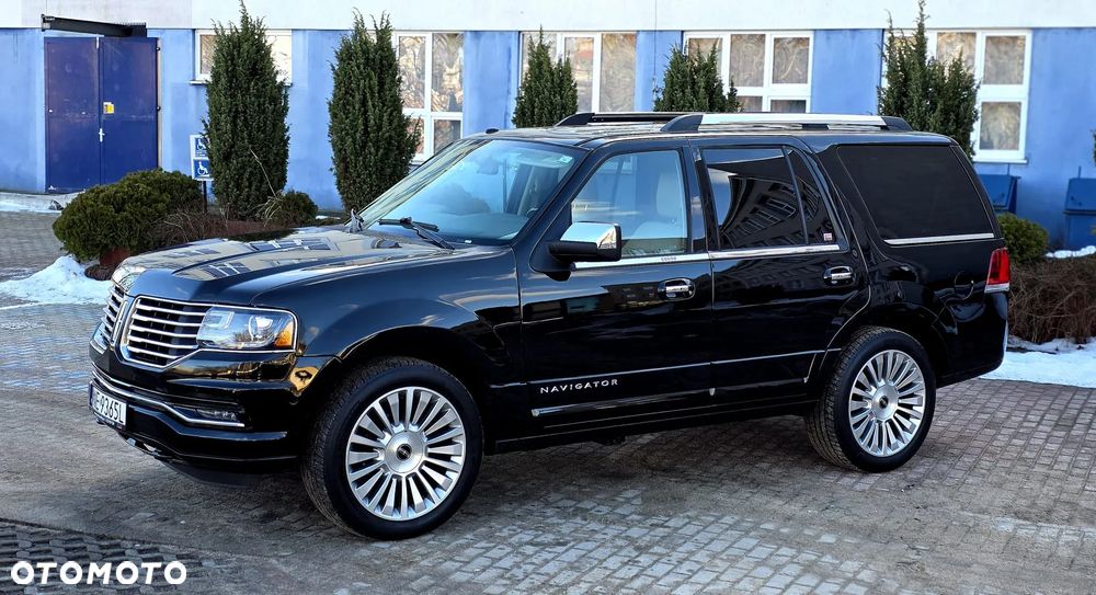 Lincoln Navigator - 3