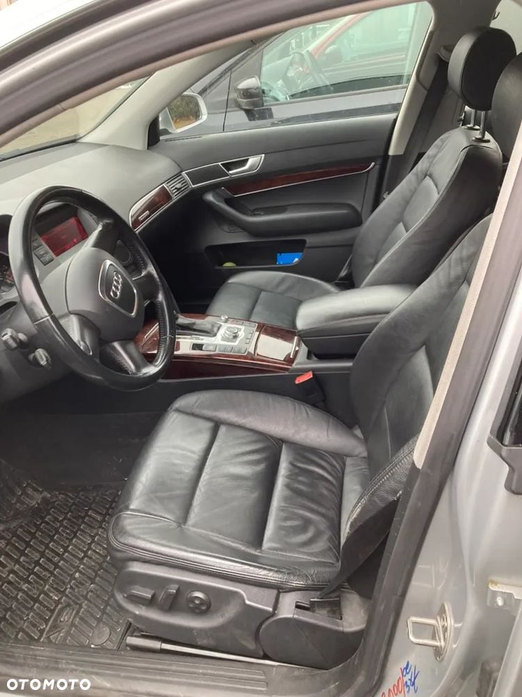 Audi A6 Avant 4.2 Quattro Tiptronic - 15