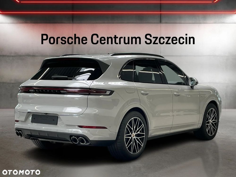 Porsche Cayenne S E-Hybrid PHEV - 5