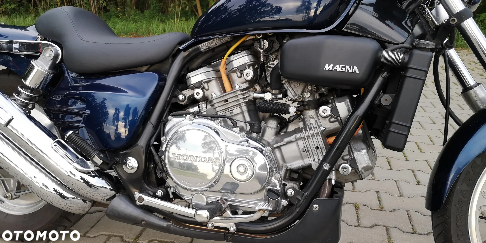 Honda VF - 8