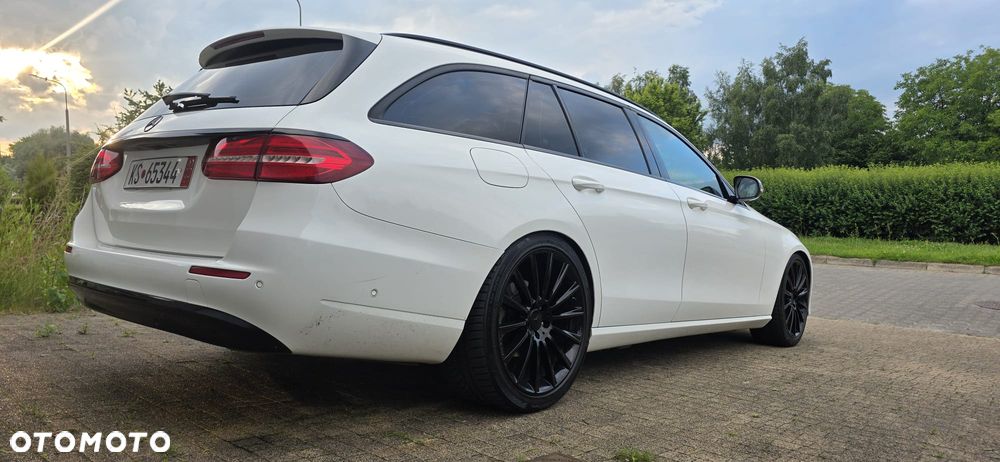 Mercedes-Benz Klasa E 220 d Business Edition 9G-TRONIC - 18