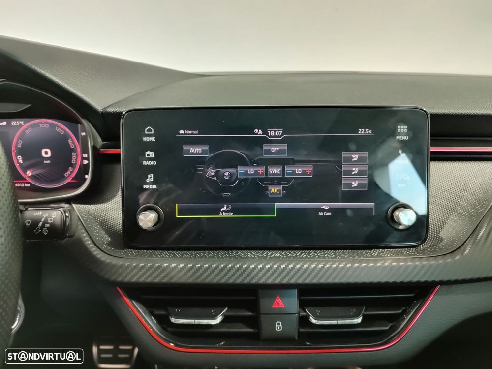 Skoda Scala 1.0 TSI Monte Carlo DSG - 32