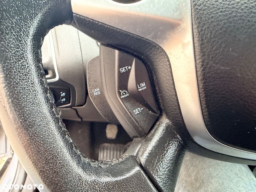 Ford Focus 1.6 Trend - 19