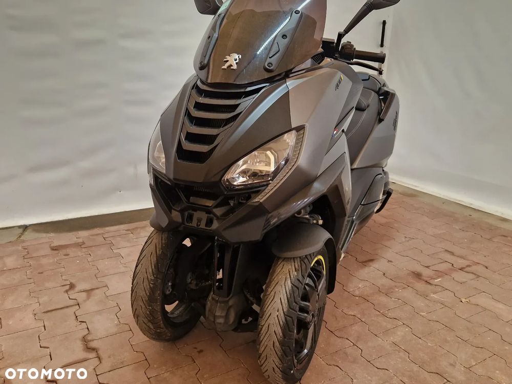 Peugeot Metropolis - 13