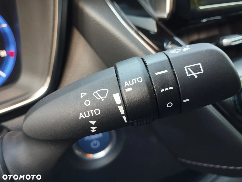 Toyota Corolla 1.8 Hybrid Style - 20