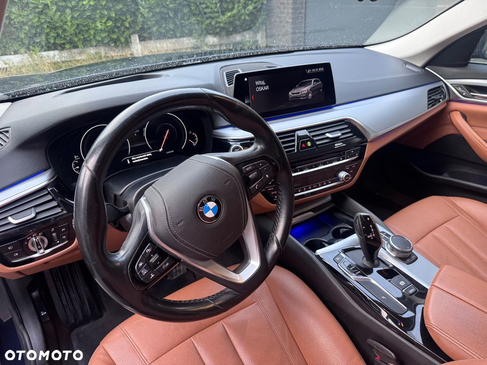 BMW Seria 5 520d Luxury Line sport - 10