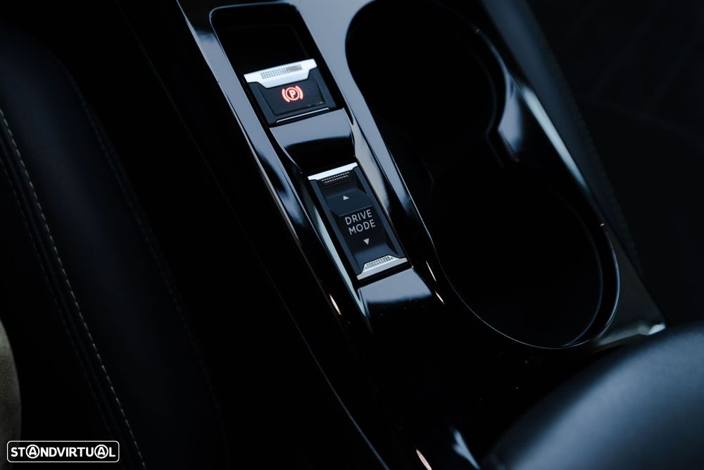 Peugeot 2008 1.2 PureTech GT Line EAT8 - 33