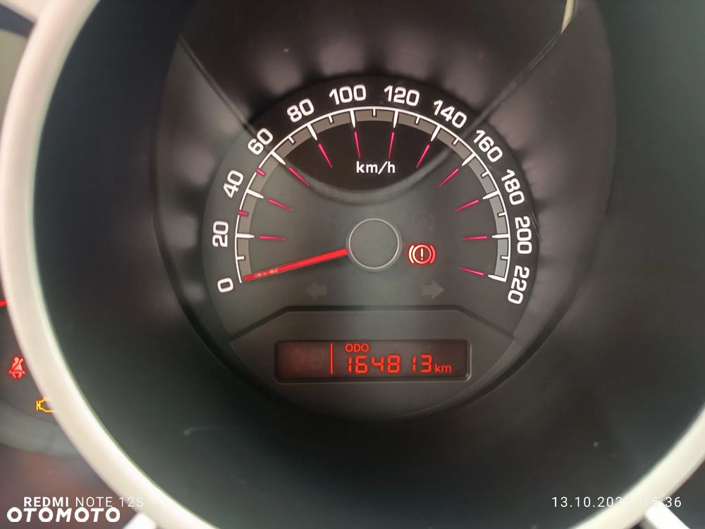 Kia Venga - 9
