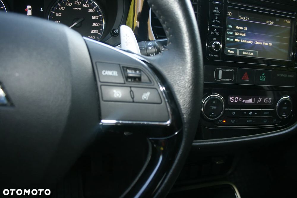 Mitsubishi Outlander 2.0 Intense + SDA 4WD CVT - 16