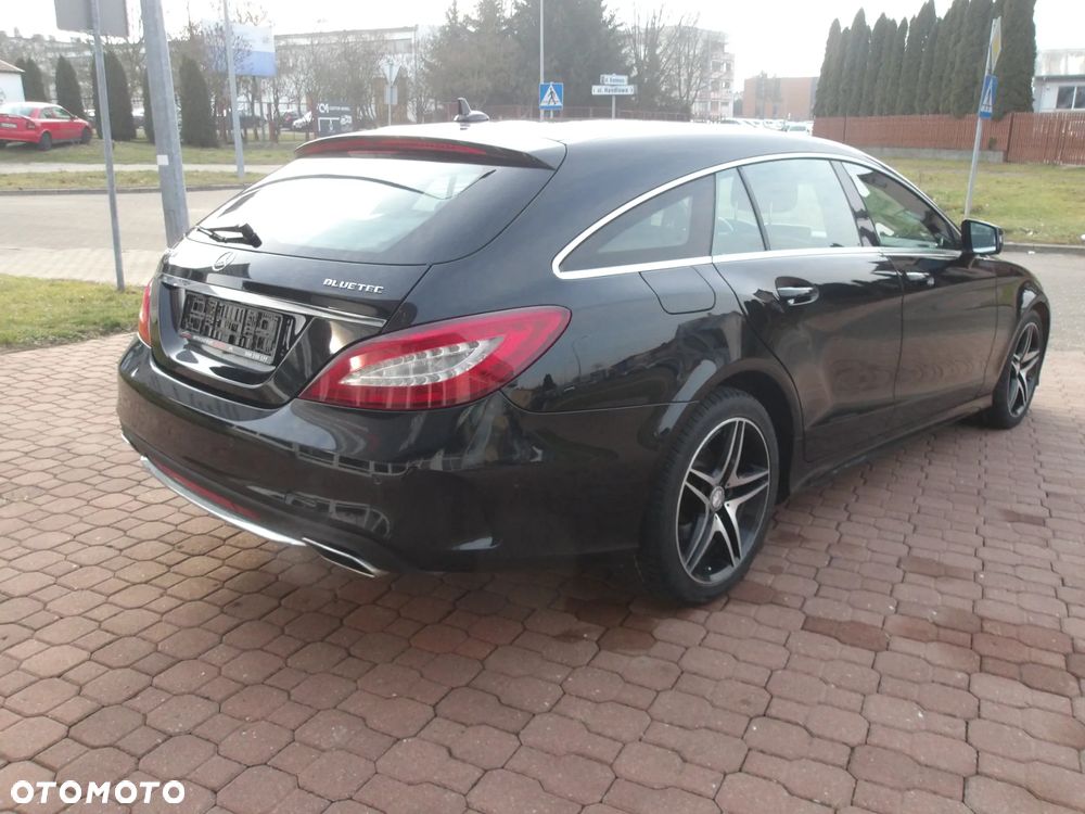 Mercedes-Benz CLS - 7