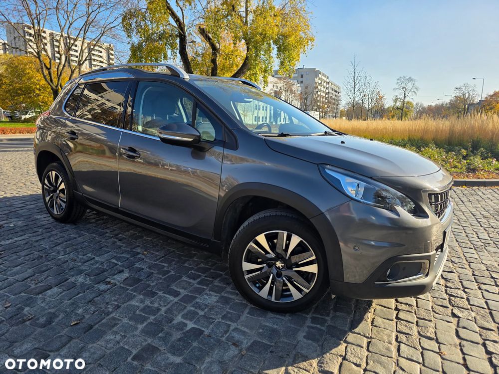 Peugeot 2008 1.2 Pure Tech Style S&S EAT6 - 1