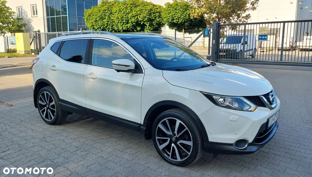 Nissan Qashqai 1.6 DCi Xtronic TEKNA - 10