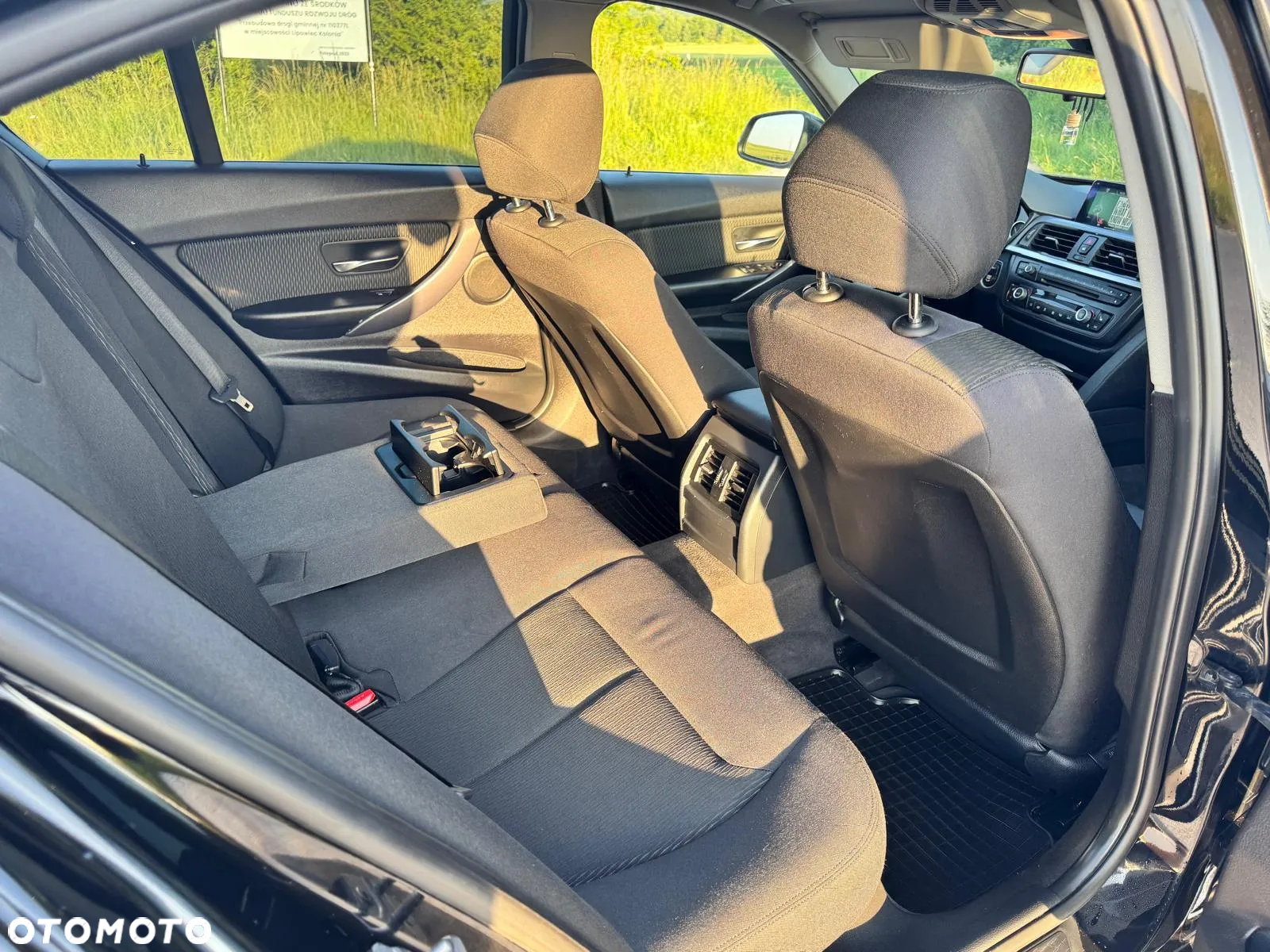 BMW Seria 3 320d - 10