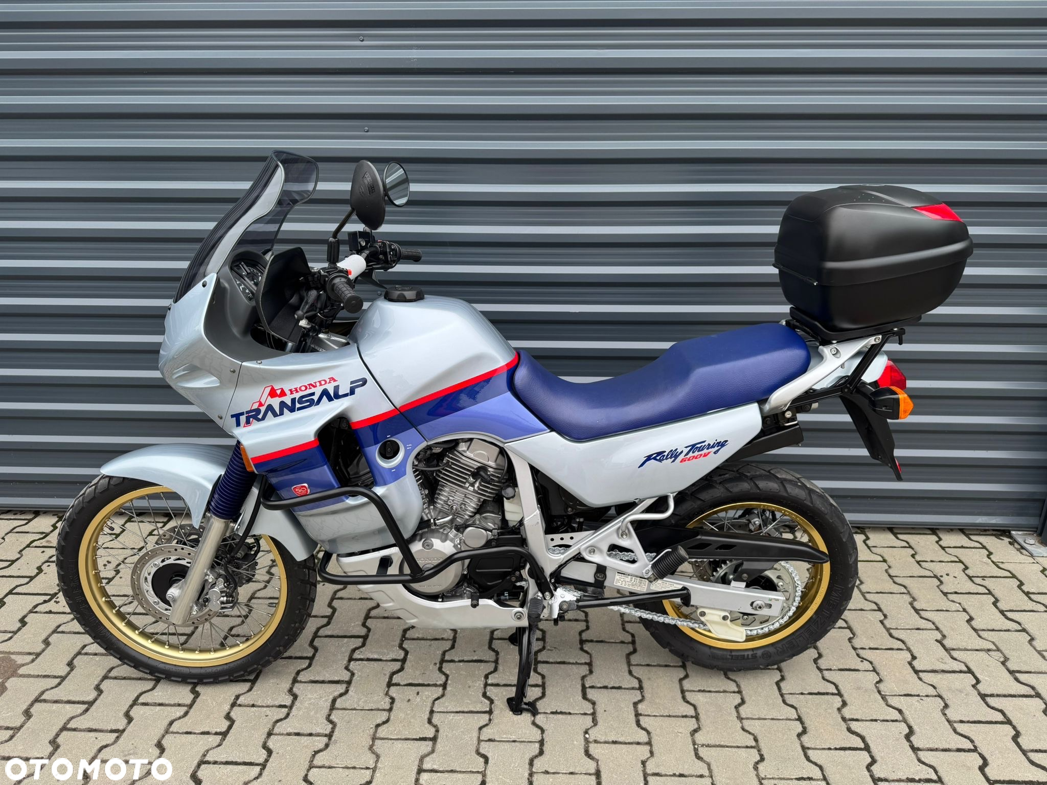 Honda XL - 4
