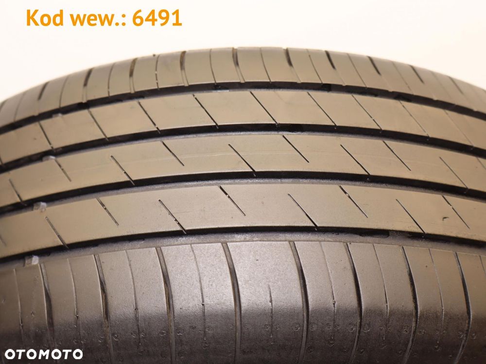 Goodyear Efficientgrip Performance - 215/55 R17 - 7