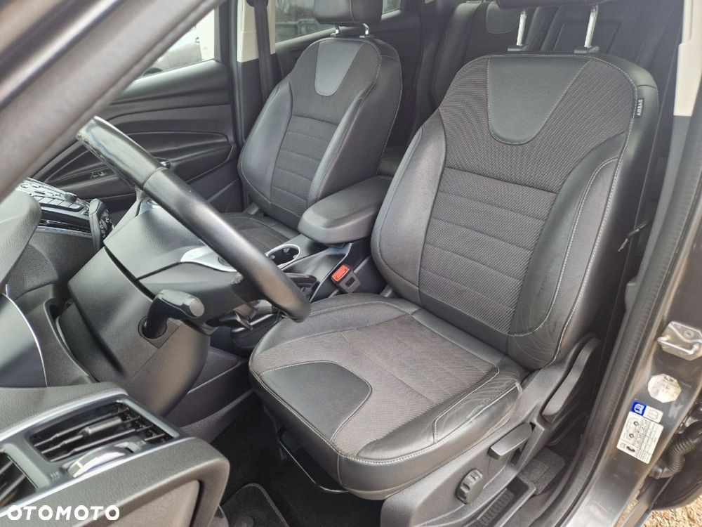 Ford Kuga 2.0 TDCi 4WD Titanium - 10