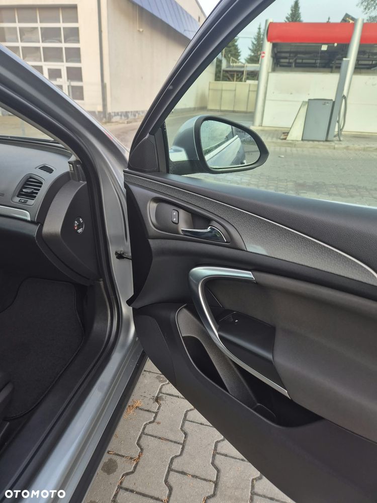 Opel Insignia - 13