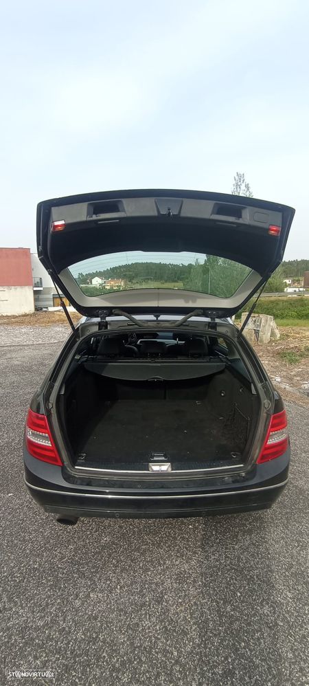 Mercedes-Benz C 220 - 13