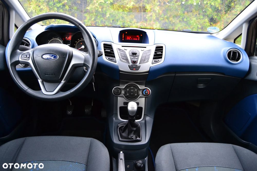 Ford Fiesta 1.25 Titanium - 38