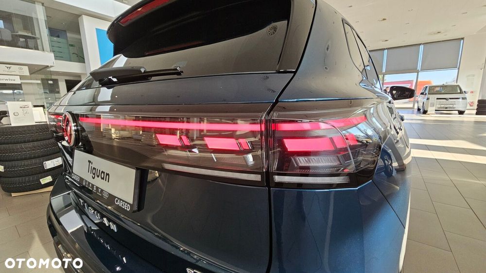 Volkswagen Tiguan - 12