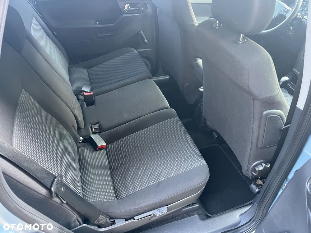 Opel Meriva - 23