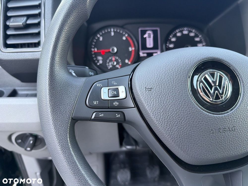 Volkswagen Crafter 35 2.0 TDI L3H3 3640 140 KM - 21