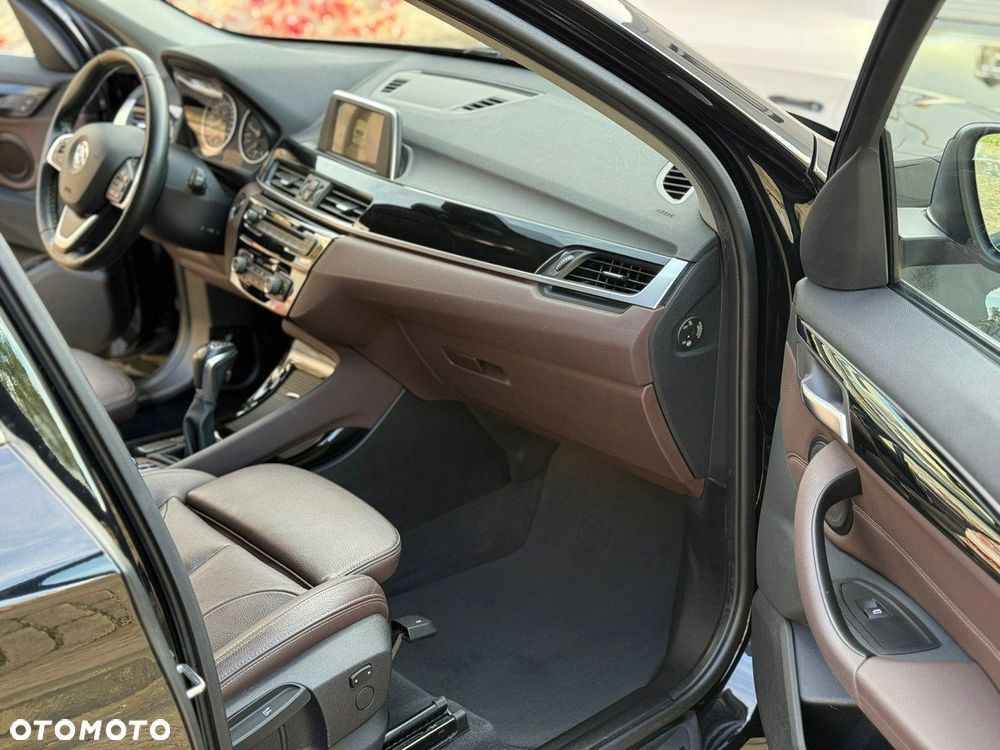 BMW X1 sDrive20i GPF xLine - 7