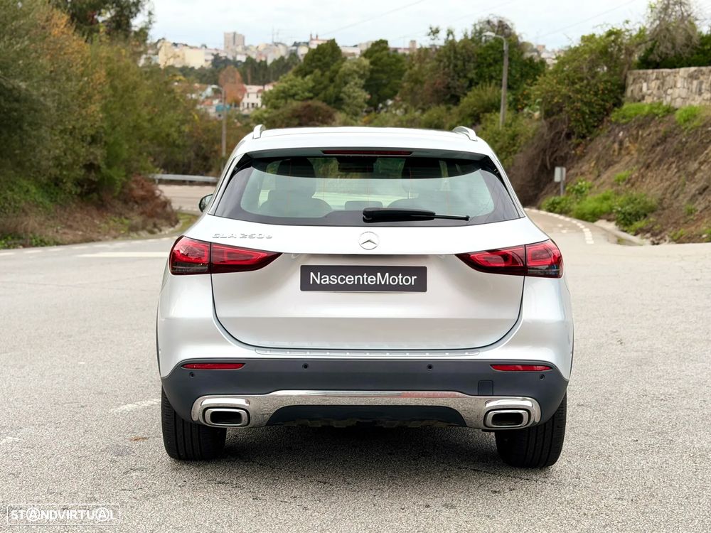 Mercedes-Benz GLA 250 e Progressive - 13
