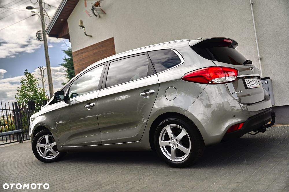 Kia Carens 1.6 GDI Attract - 20