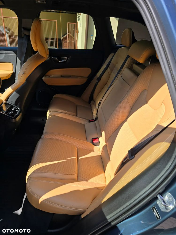 Volvo XC 60 T6 AWD Inscription - 11