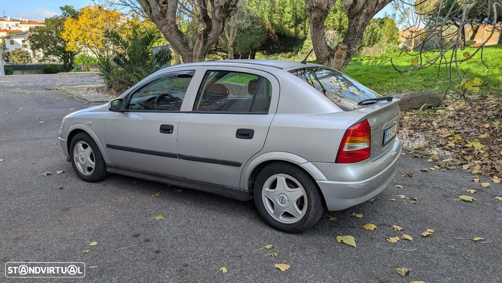 Opel Astra 1.4 Elegance - 4