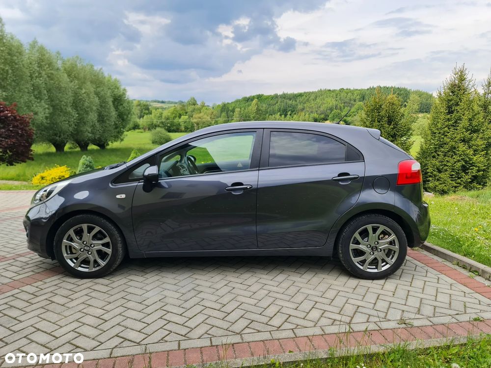 Kia Rio 1.2 Dream Team Edition - 6