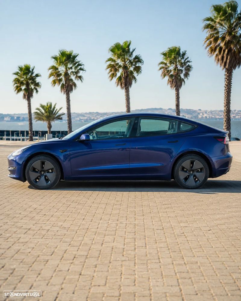 Tesla Model 3 - 2