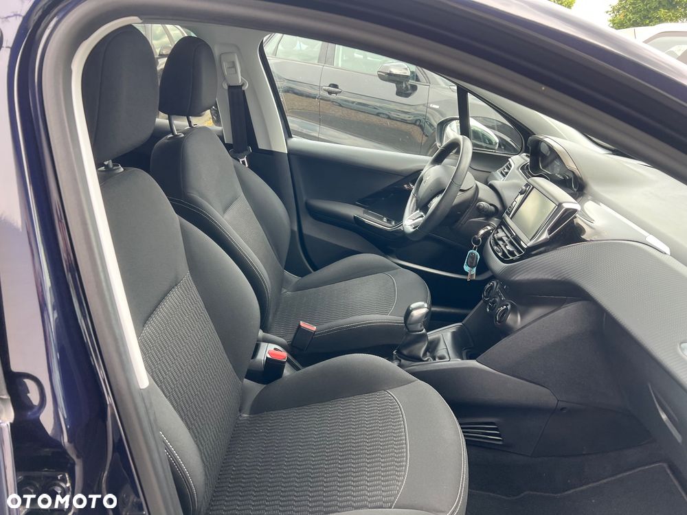 Peugeot 208 PureTech 100 Active Pack - 26