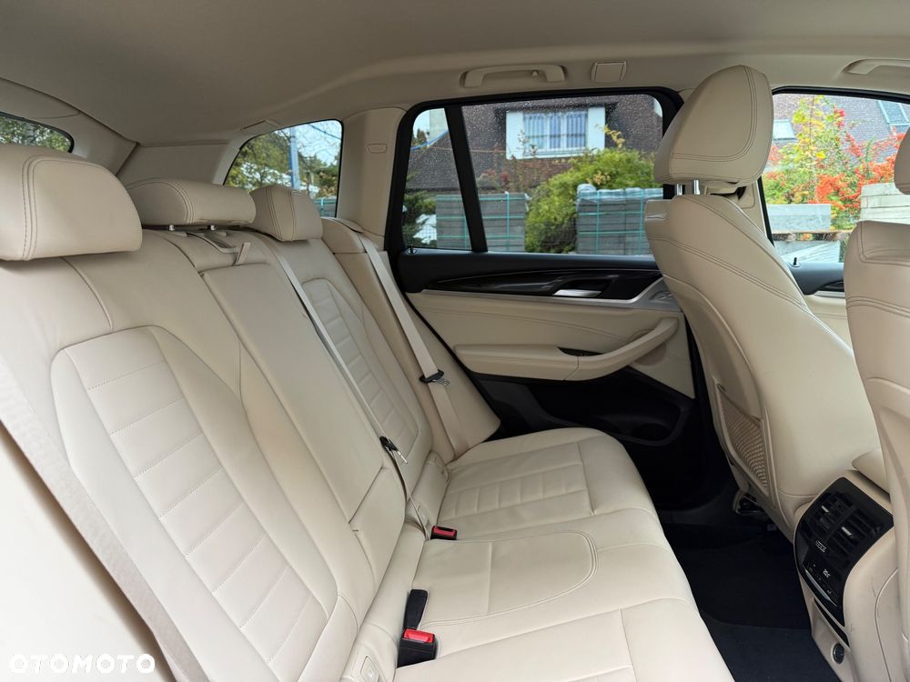 BMW X3 xDrive20d xLine - 21