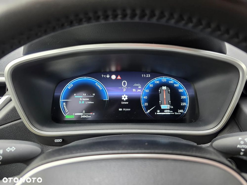 Toyota Corolla Cross 2.0 Hybrid Comfort AWD - 23