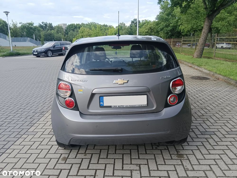 Chevrolet Aveo 1.6 LTZ - 4