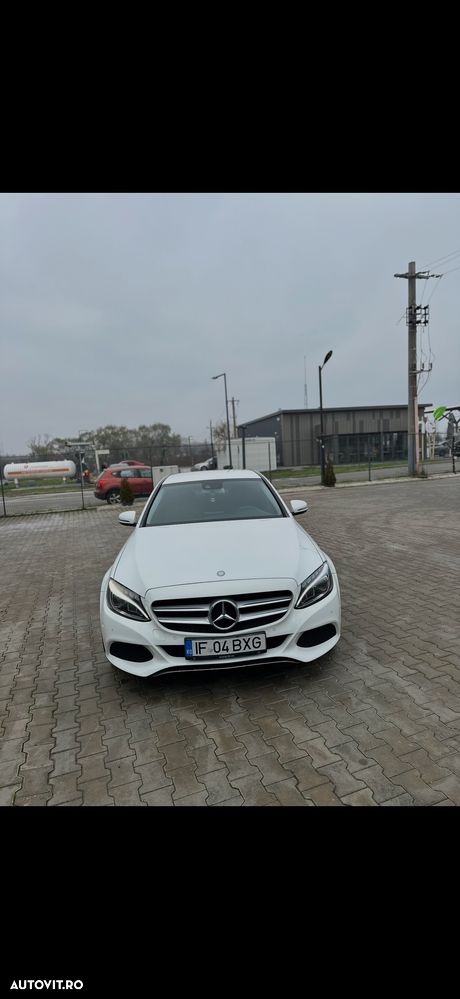 Mercedes-Benz C 220 CDI DPF Automatik BlueEFFICIENCY Avantgarde - 2