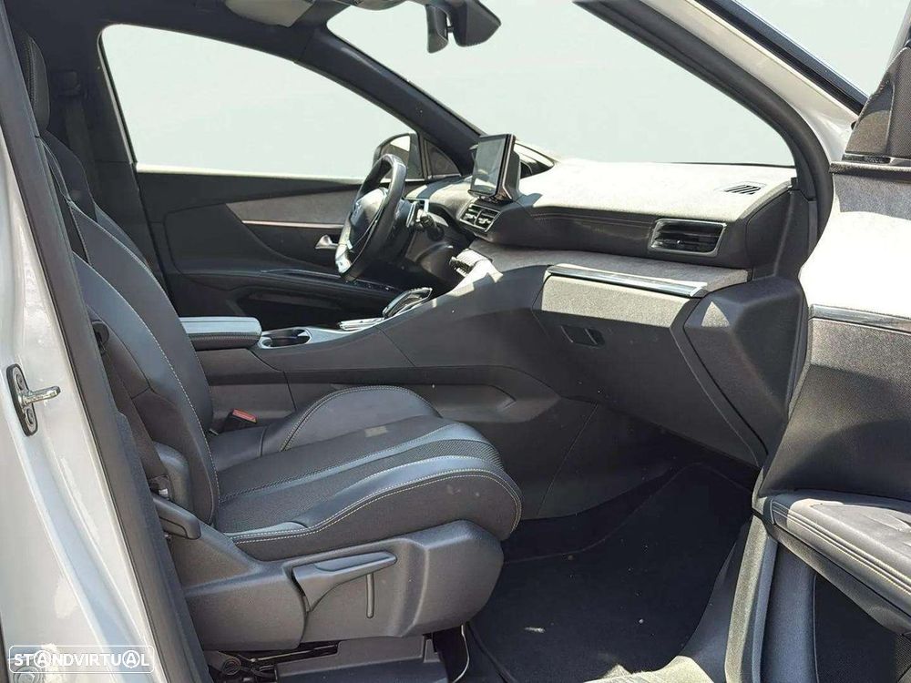 Peugeot 5008 - 12