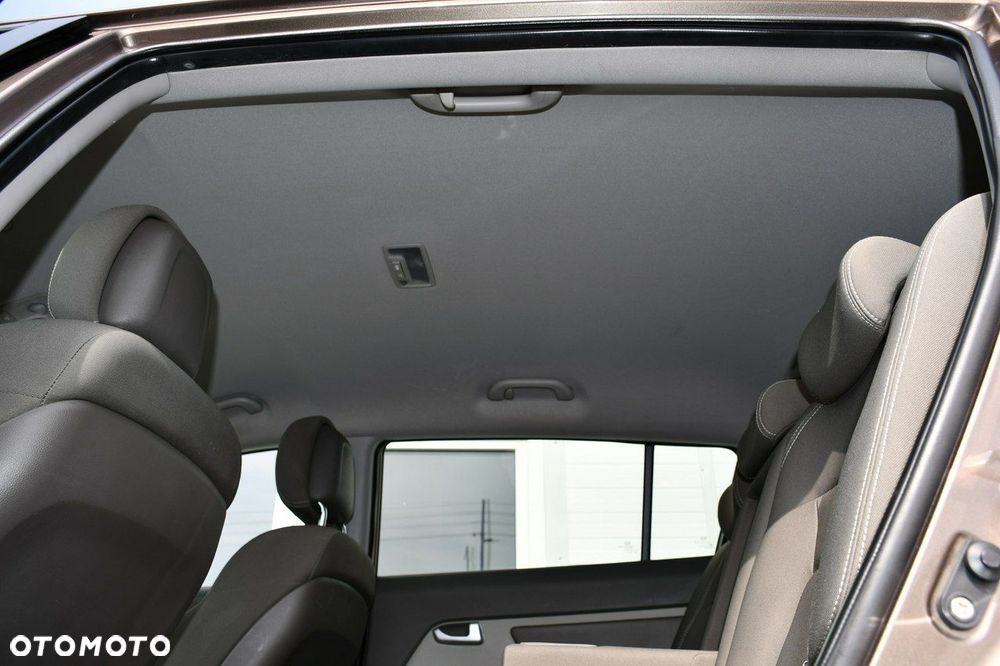 Kia Sportage 1.7 CRDI 2WD Attract - 29