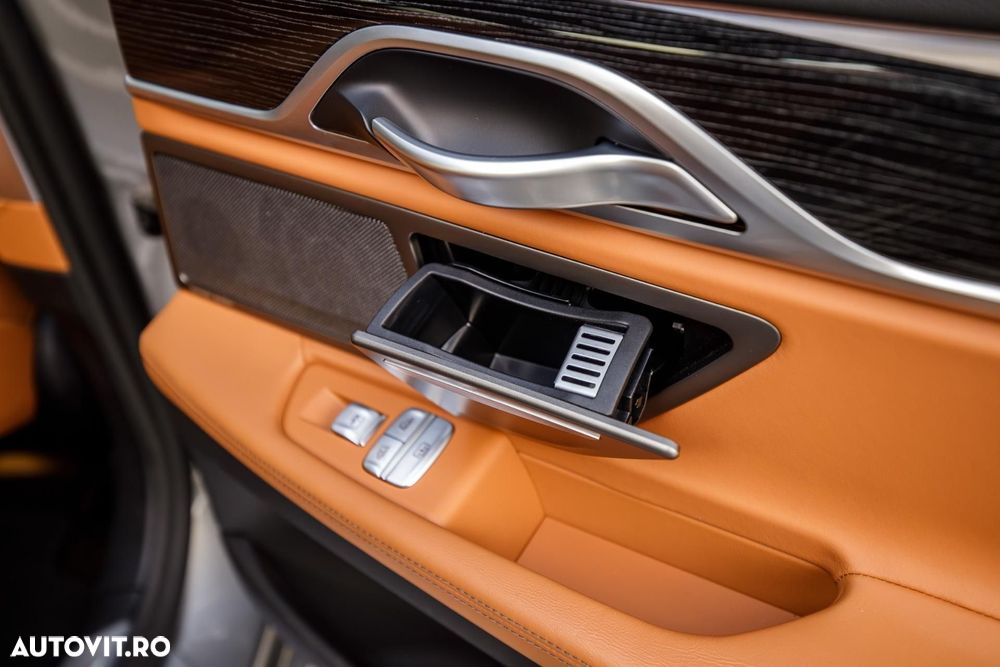 BMW Seria 7 745e AT PHEV - 33